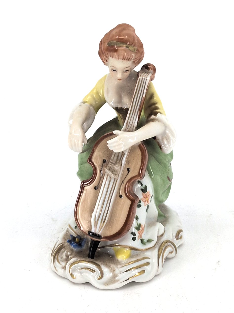 Los 160 – 1 Porzellanfigur