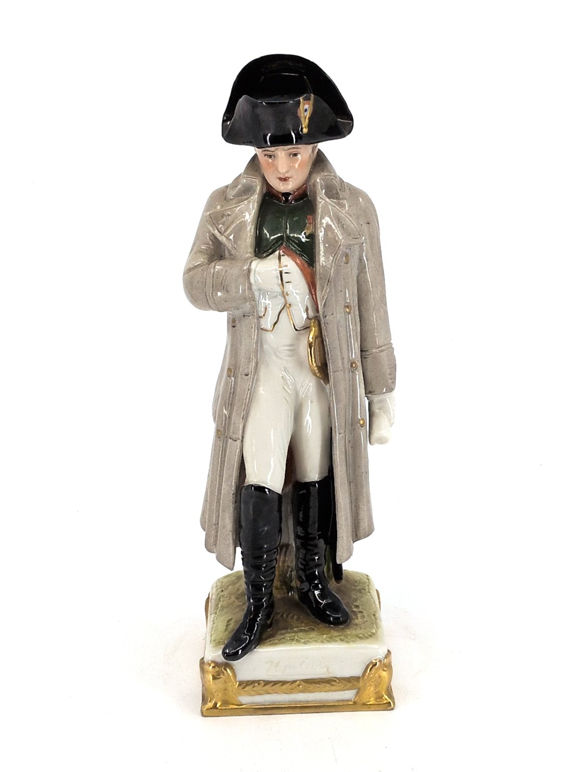 Los 101 – 1 Porzellanfigur