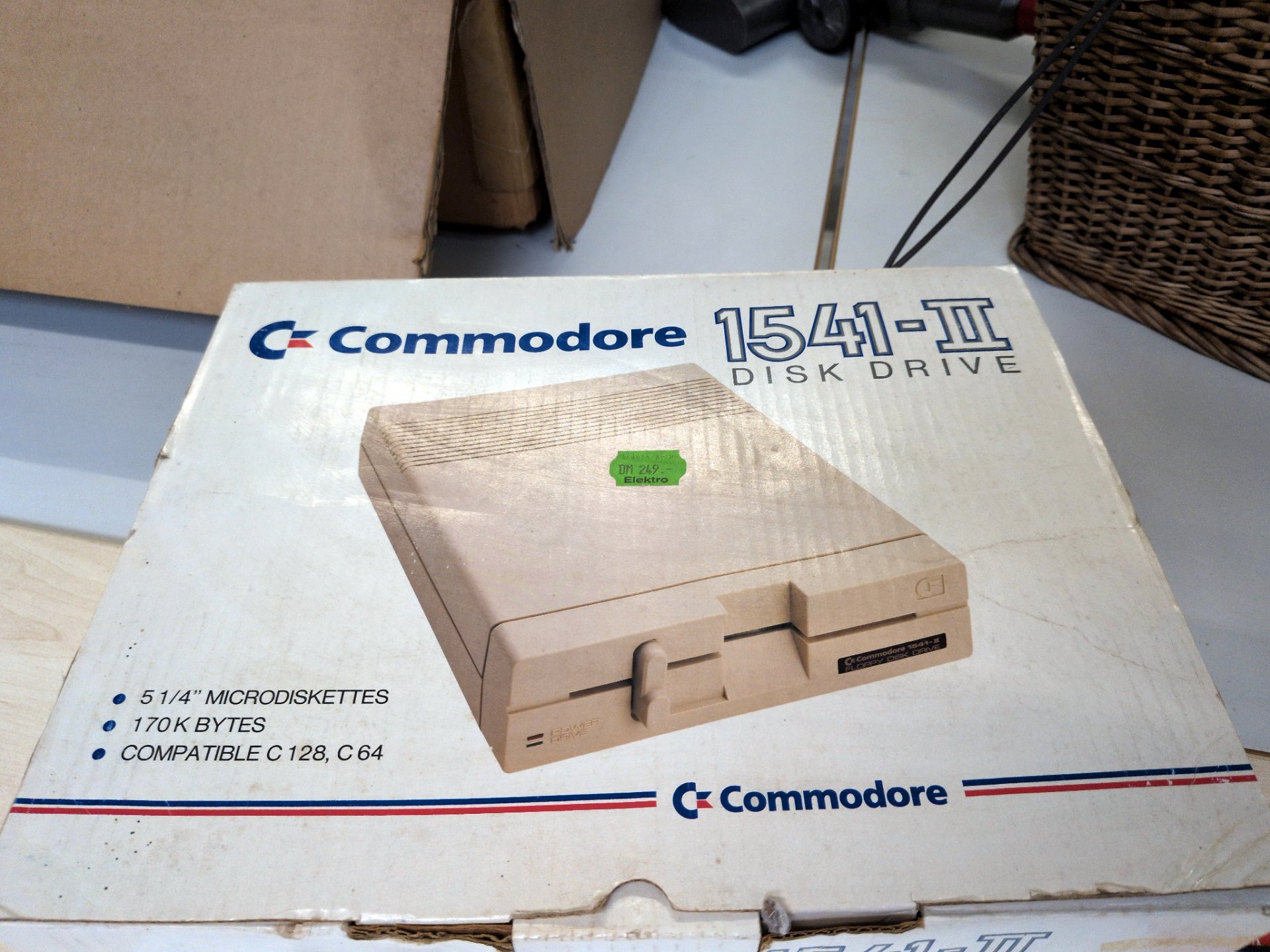 Los 271 – 1 Commodore 1541-2 m. OVP
