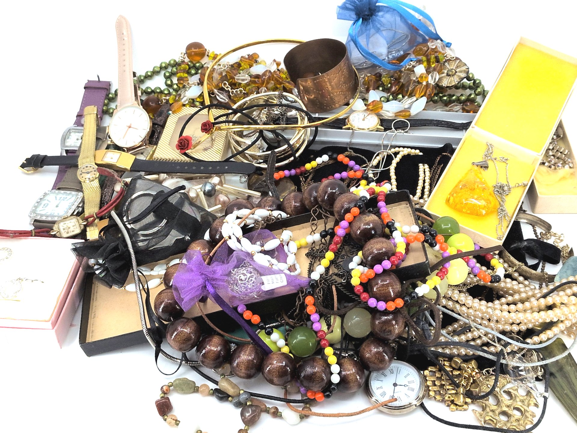 Los 32 – 1 Posten Modeschmuck