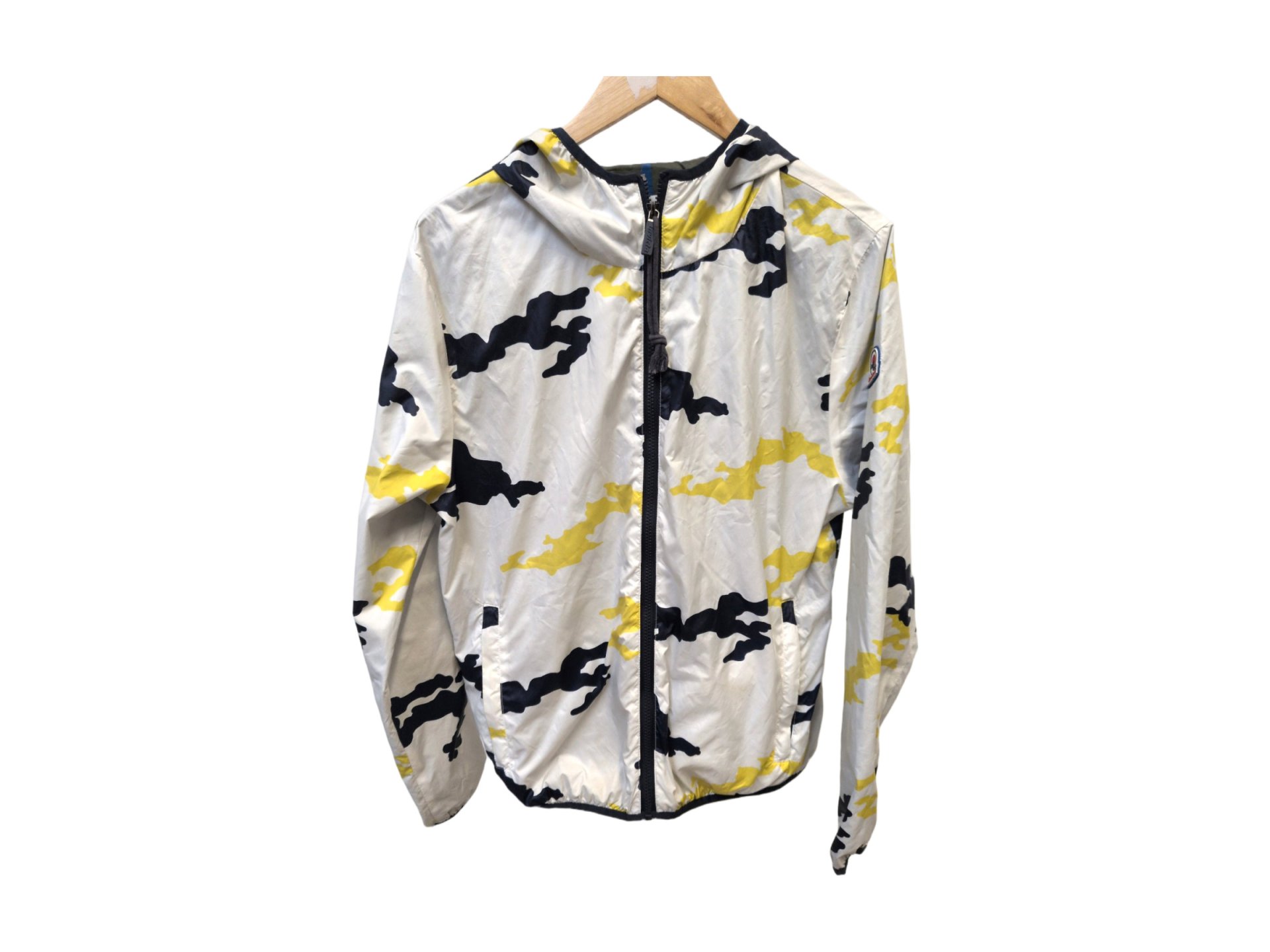 Los 35 – INVICTA. Jacke. Gr. L