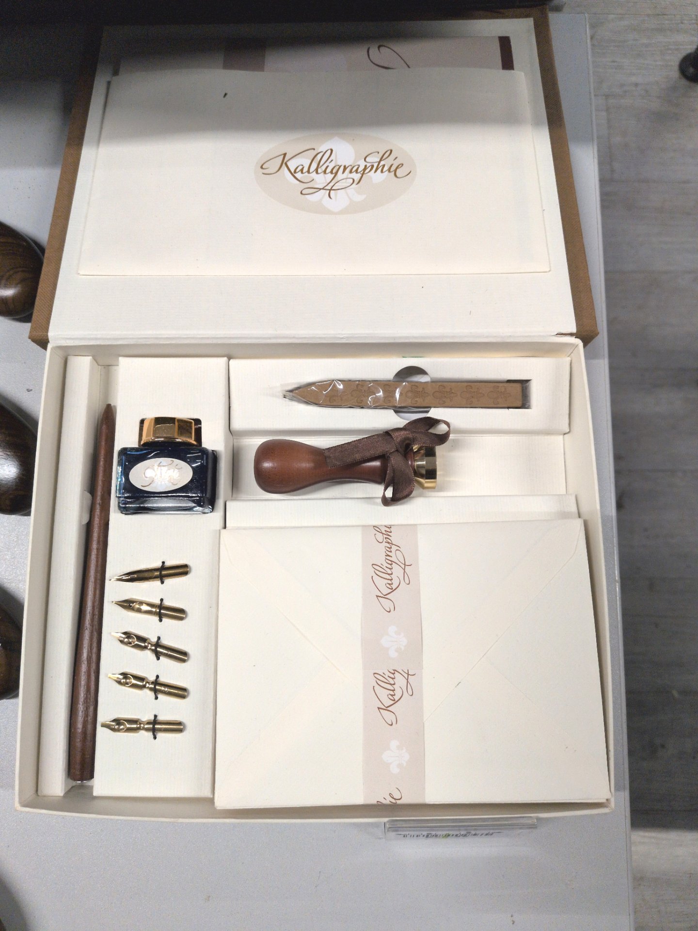 Los 146 – 1 Kalligrapie Set NEu