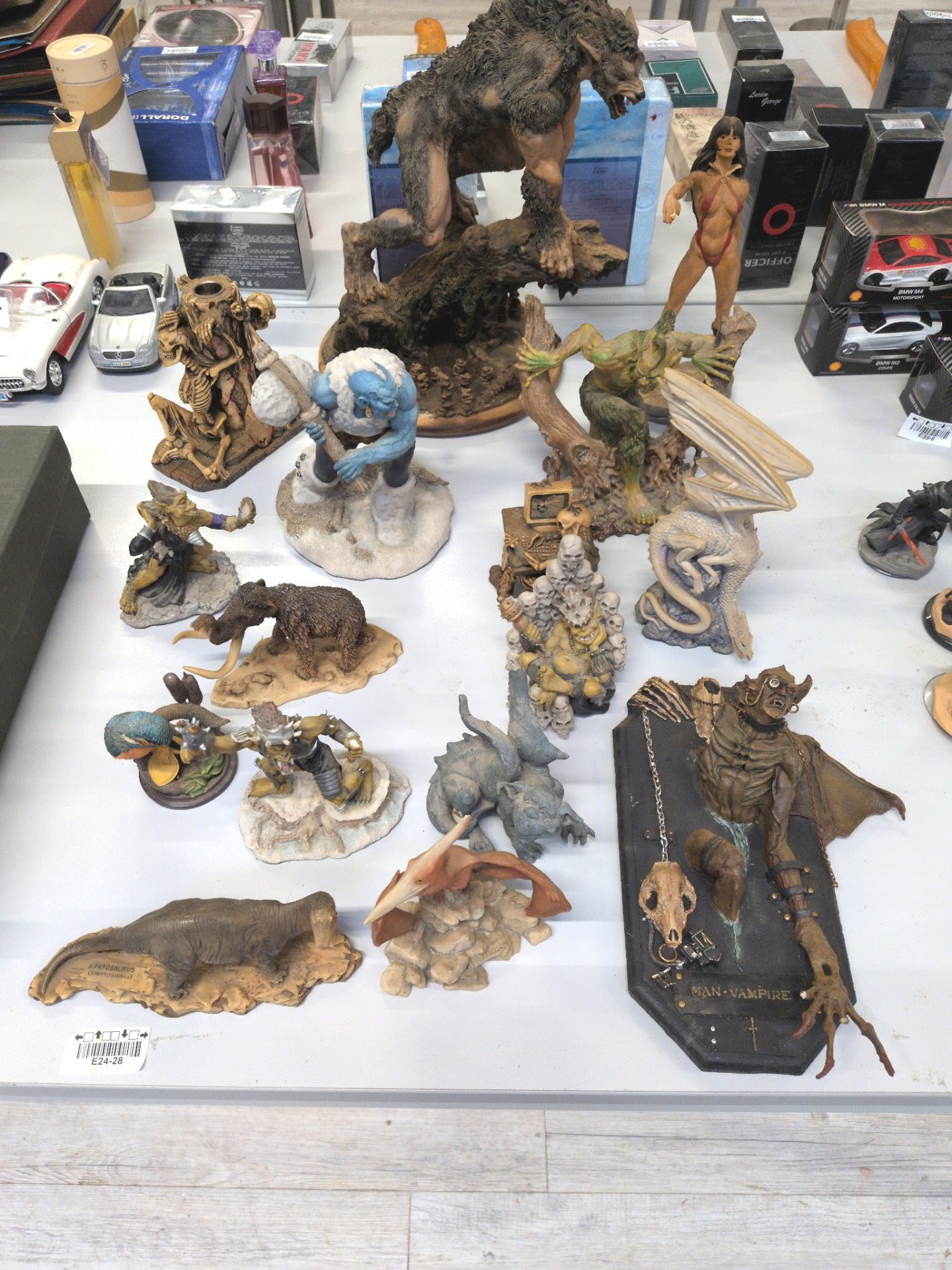 Los 206 – 1 Posten Figuren