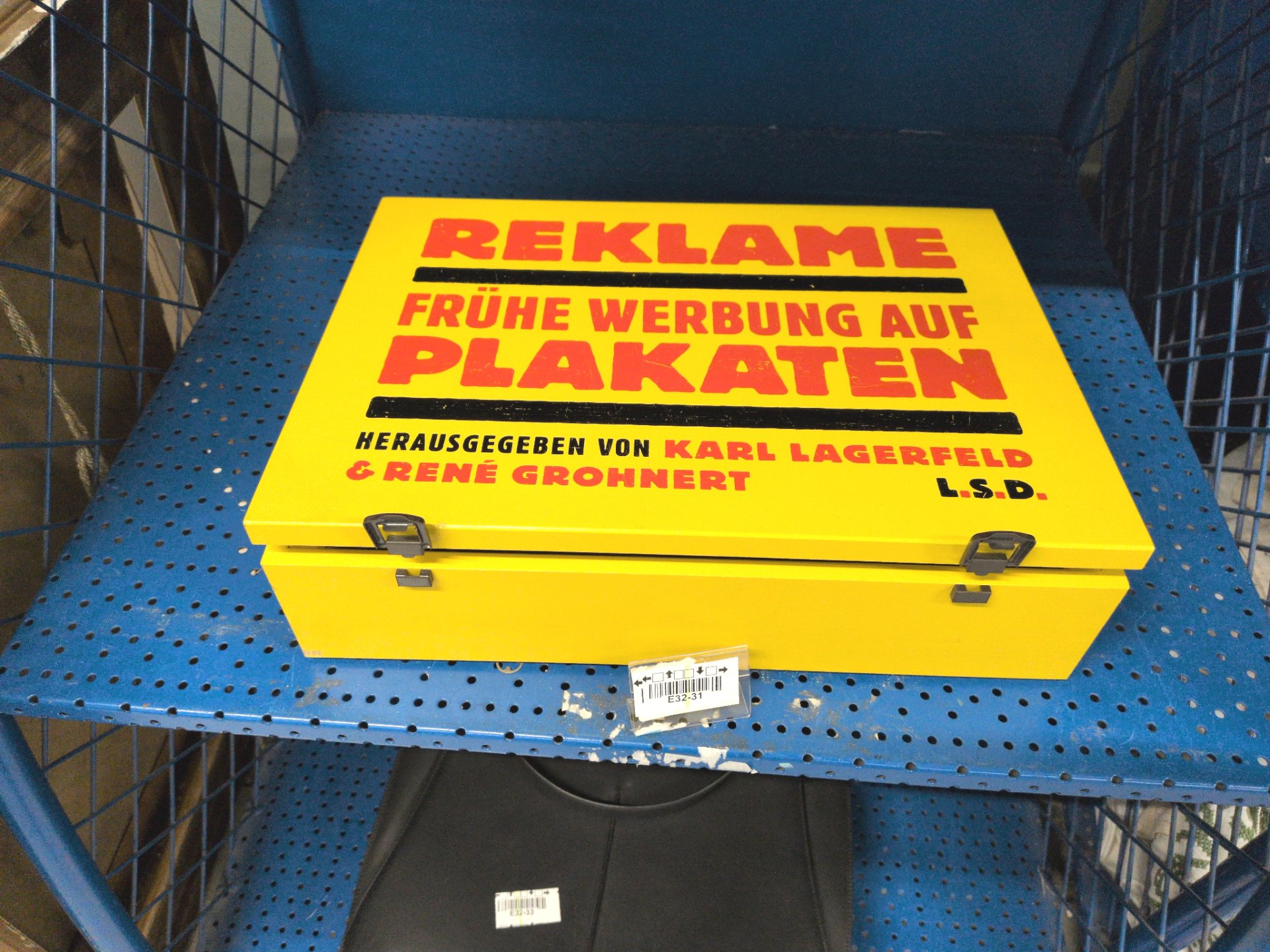 Los 232 – 1 Kiste Reklame, frühere Werbung auf Plakaten, Karl-Lagerfeld