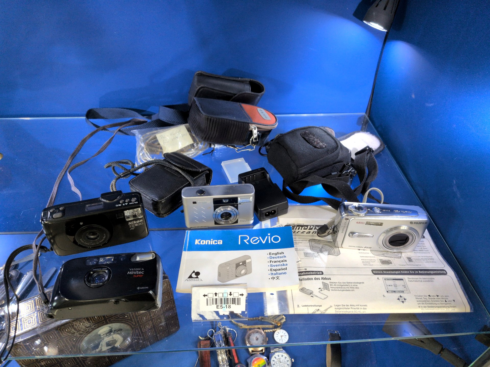 Los 83 – 4 Fotoapparate