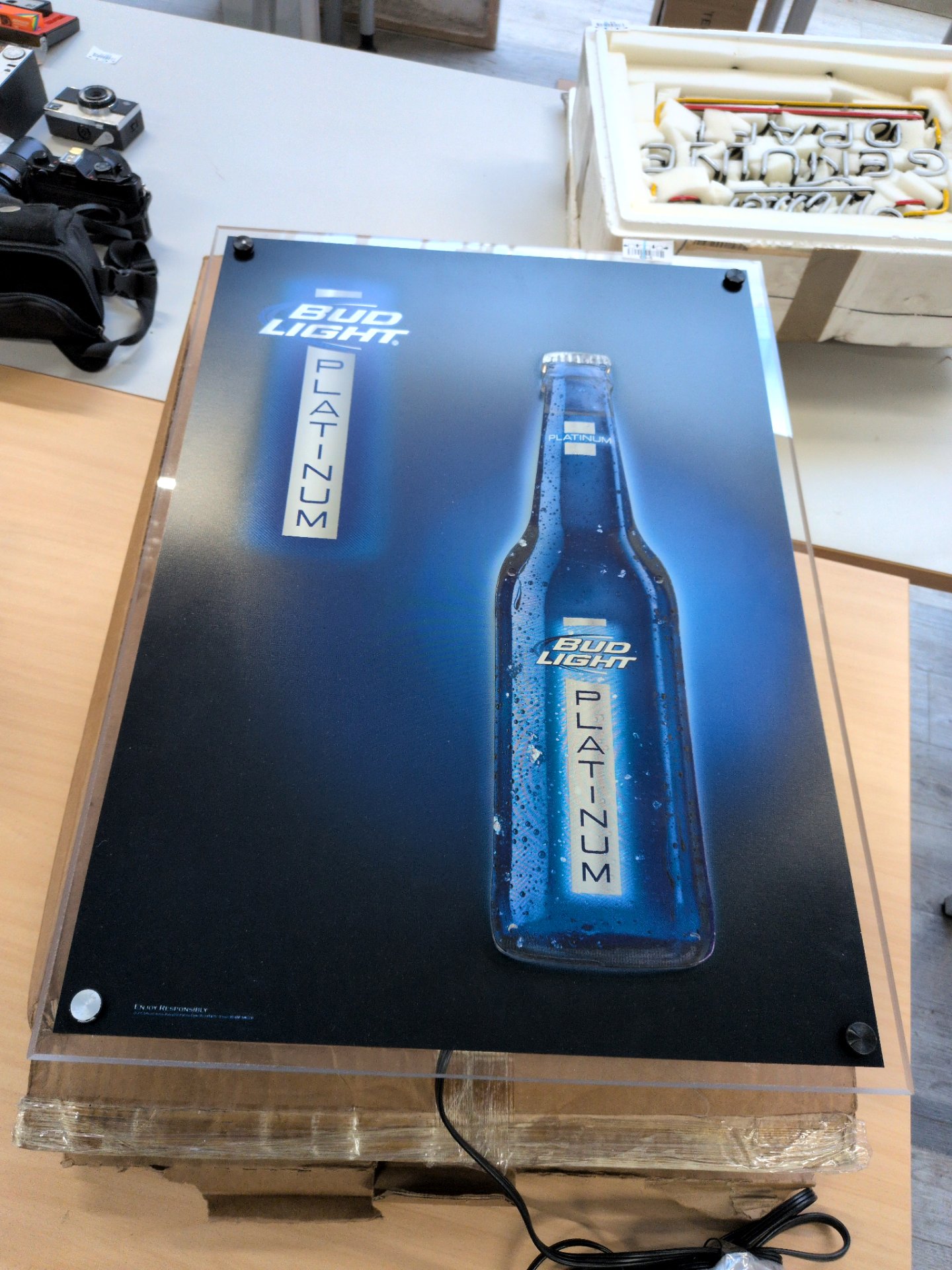 Los 146 – 1 Leuchtwerbung Bud Light