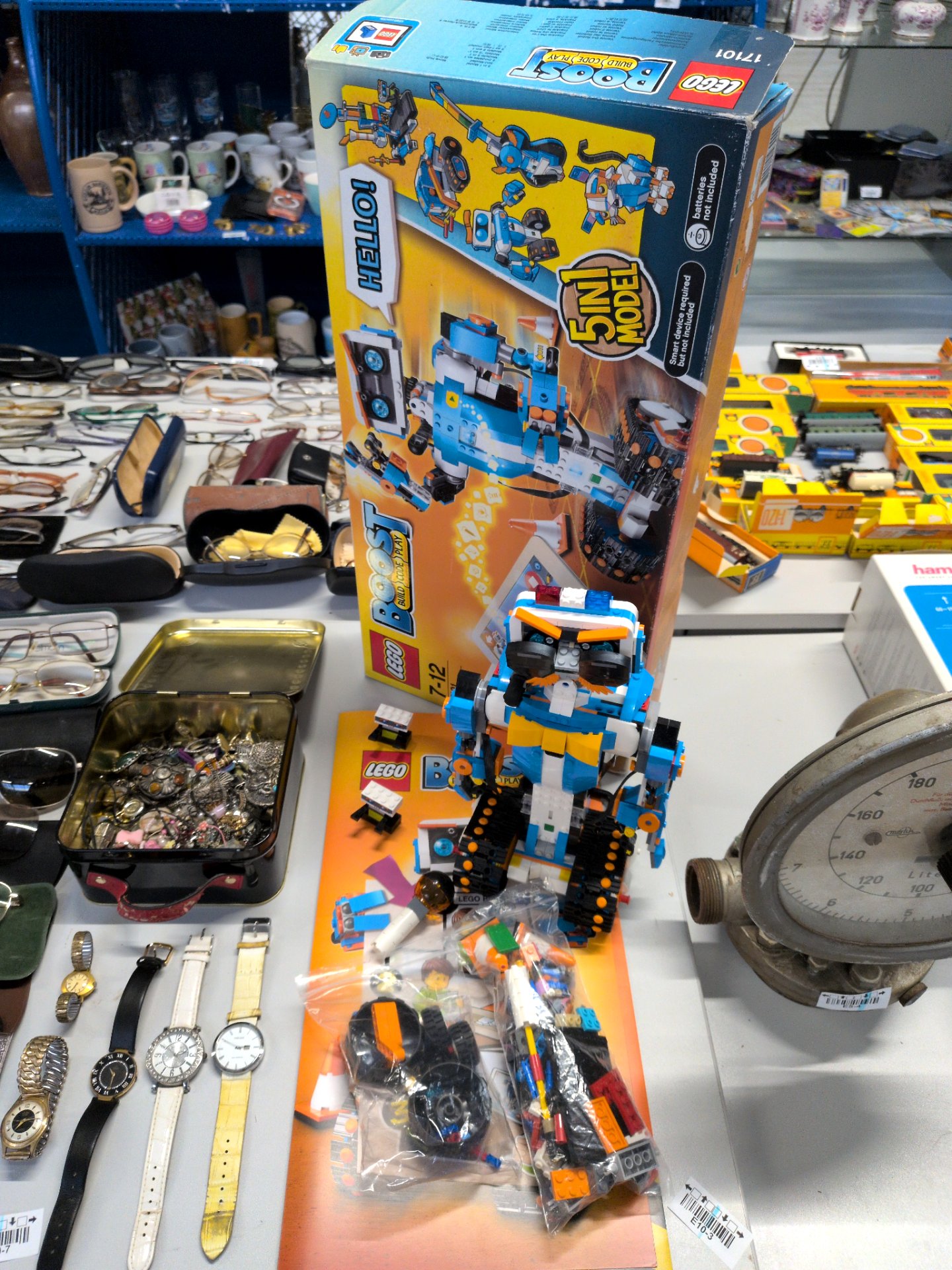 Los 161 – 1 LEGO Boost 17101