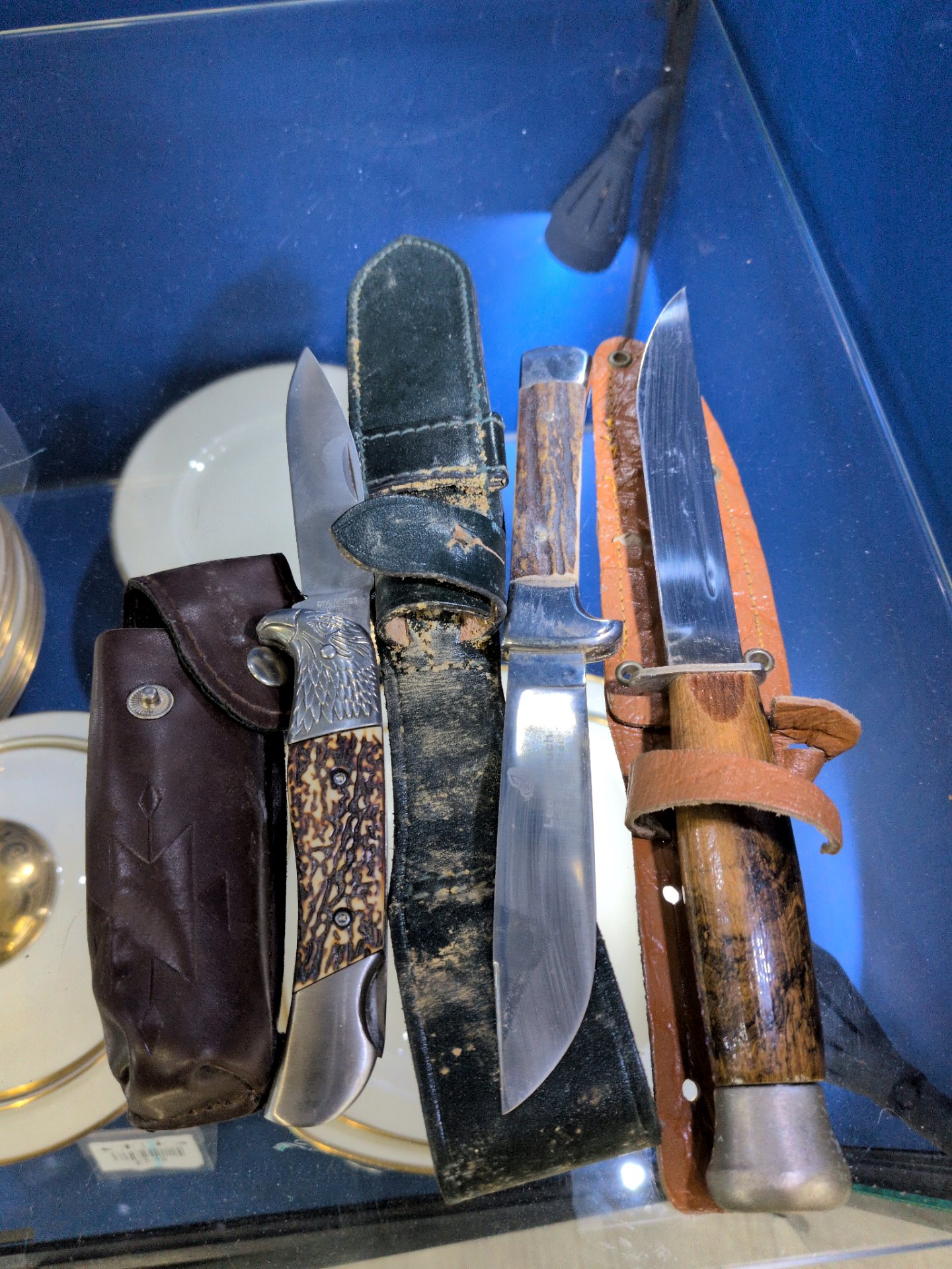 Los 90 – 2 Fahrtenmesser u. a. Leegebruch + 1 Taschenmesser