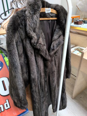 1 Pelzmantel