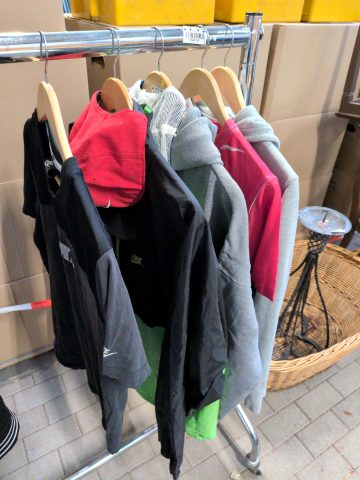 1 Posten Bekleidung, Nike