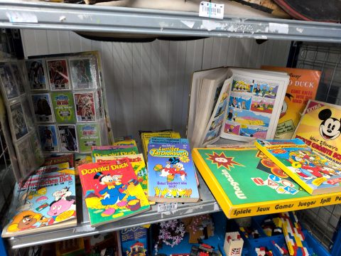 1 Fach Comics und mehr