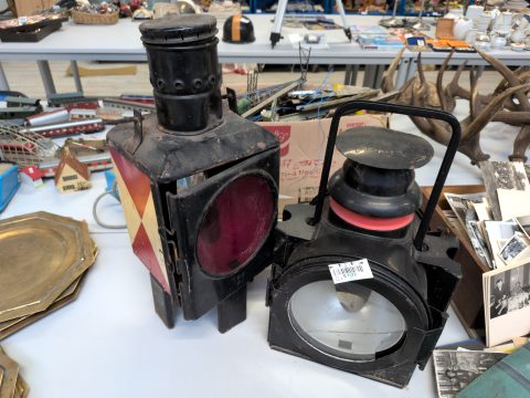 2 Eisenbahnlampen